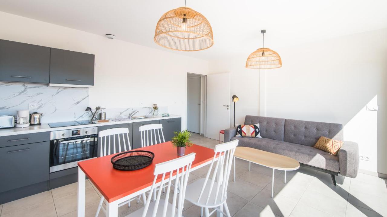 Villa Spacieuse Avec Jacuzzi Privatif Sarlat-la-Caneda Luaran gambar