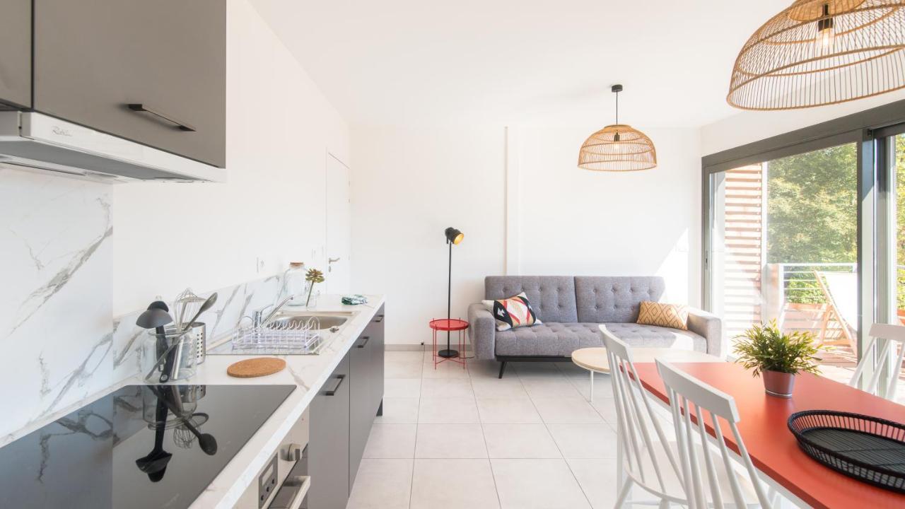 Villa Spacieuse Avec Jacuzzi Privatif Sarlat-la-Caneda Luaran gambar
